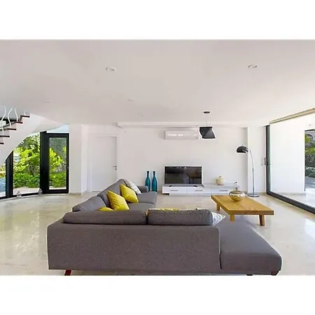 Sleeps 10 Pool Air Con Wifi Villa Kalkan
